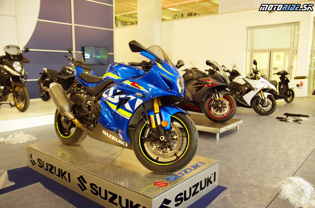 Suzuki - Výstava Motocykel 2017 - 106 fotiek ešte pred otvorením