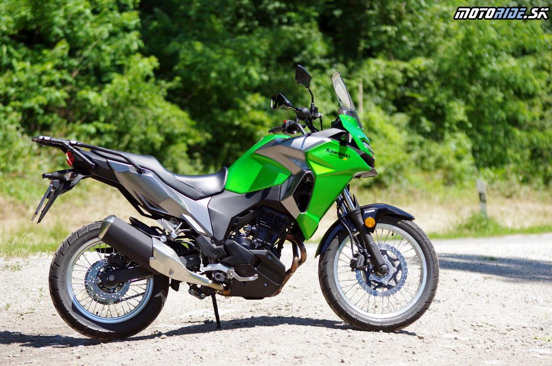 Otestovali sme univerzálneho pracanta Kawasaki Versys-X 300