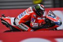 MotoGP 2017 - TT Assen (Holandsko) - v premenlivom počasí vyhráva Rossi, Vi&#241;ales stráca priebežné vedenie