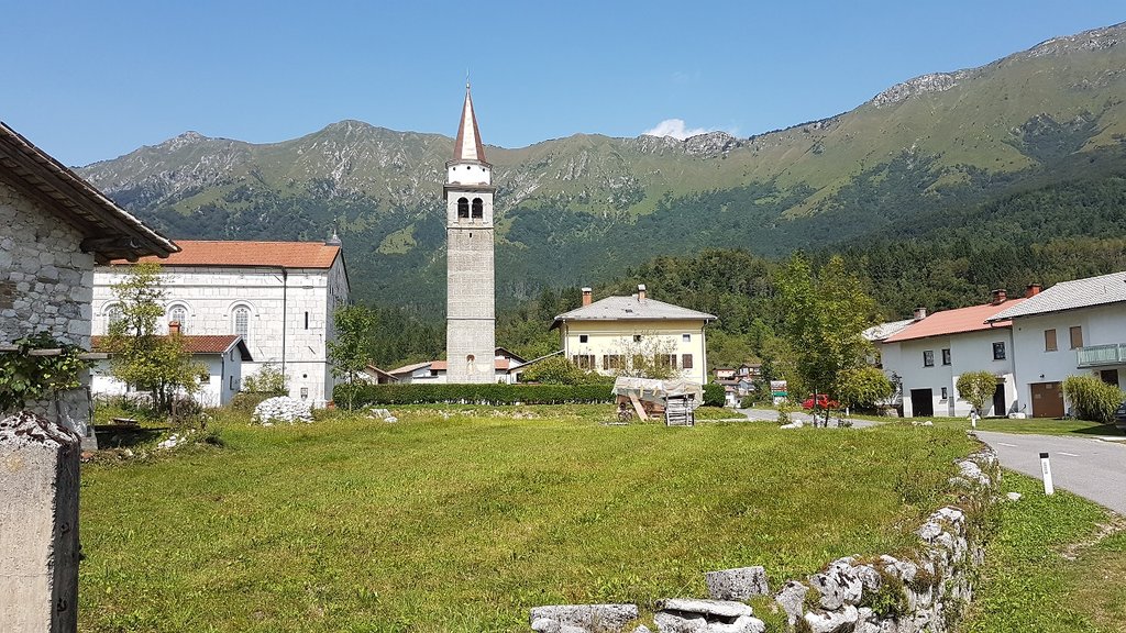 Slovinská dedinka v horách