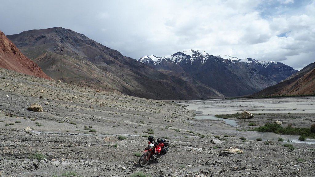 Cesty nieto. Bartang Valley