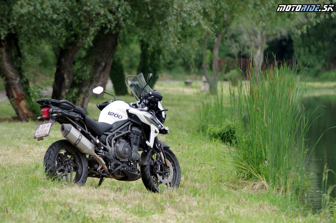 Nenápadný fešák Triumph Tiger 1200 XRT 2018 dáva dole ostrieľaných konkurentov