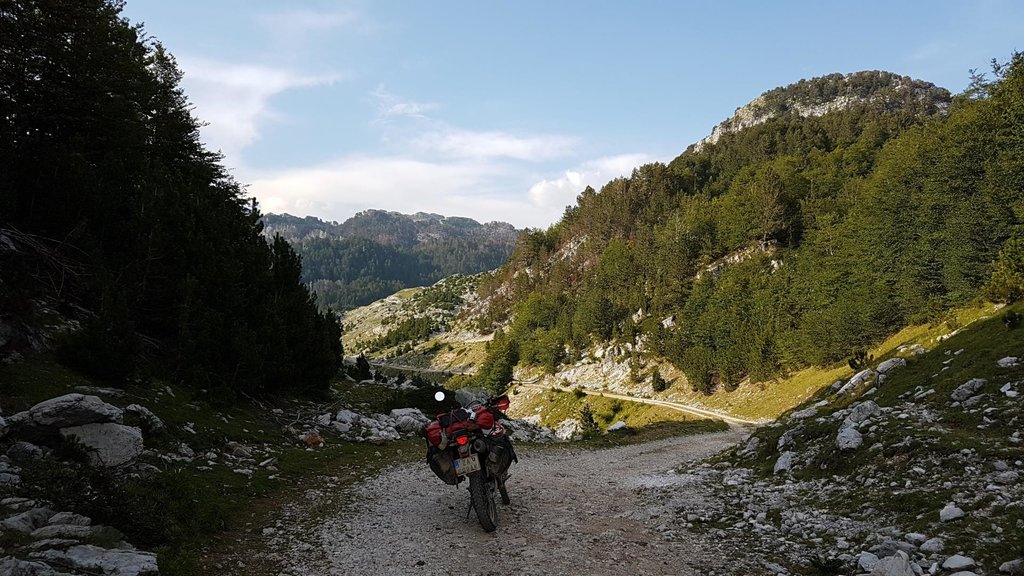 Cesta na Rikavačko z Korita