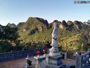 Pagoda nad vodopádmi Ban Gioc - Phat Tich Truc Lam Ban Gioc Pagoda - severný Vietnam
