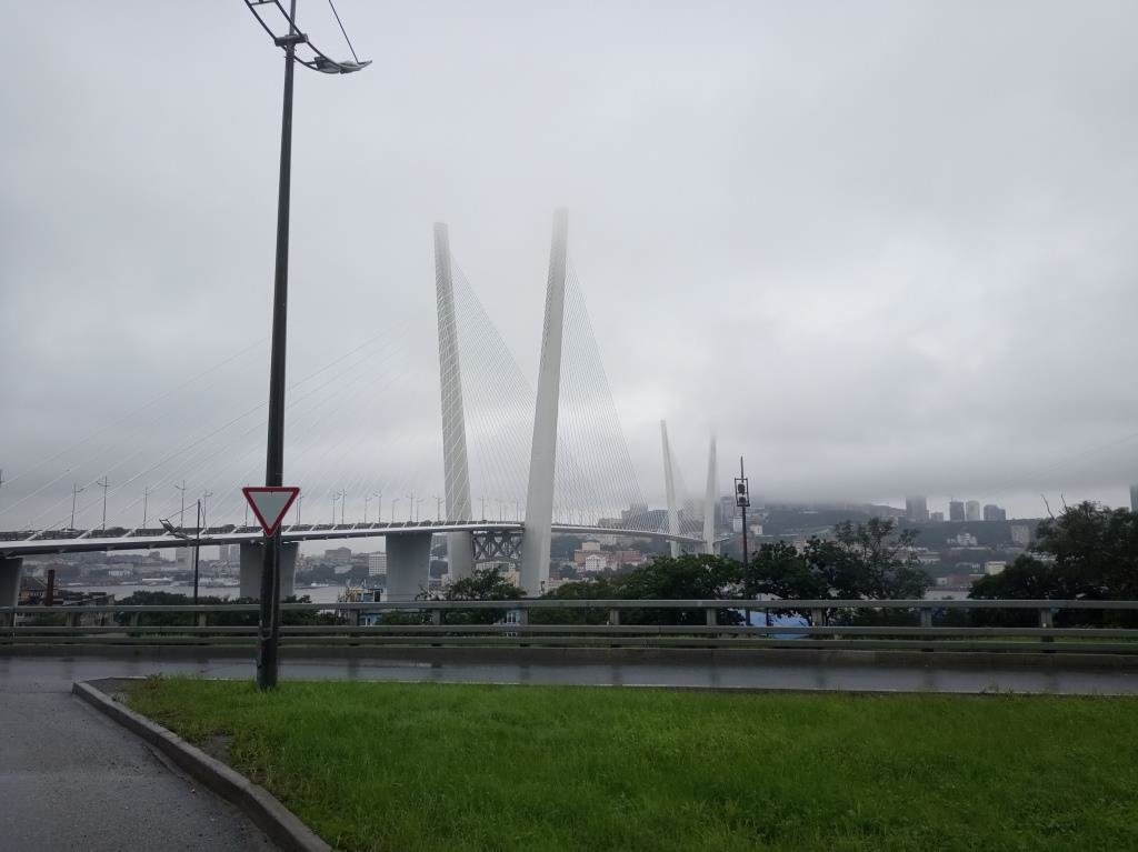 most vo Vladivostoku