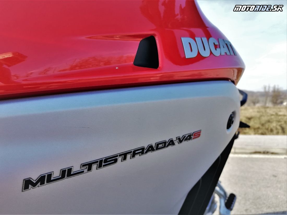 Ako prví na Slovensku sme vyskúšali prelomovú Ducati Multistrada V4 S s radarom