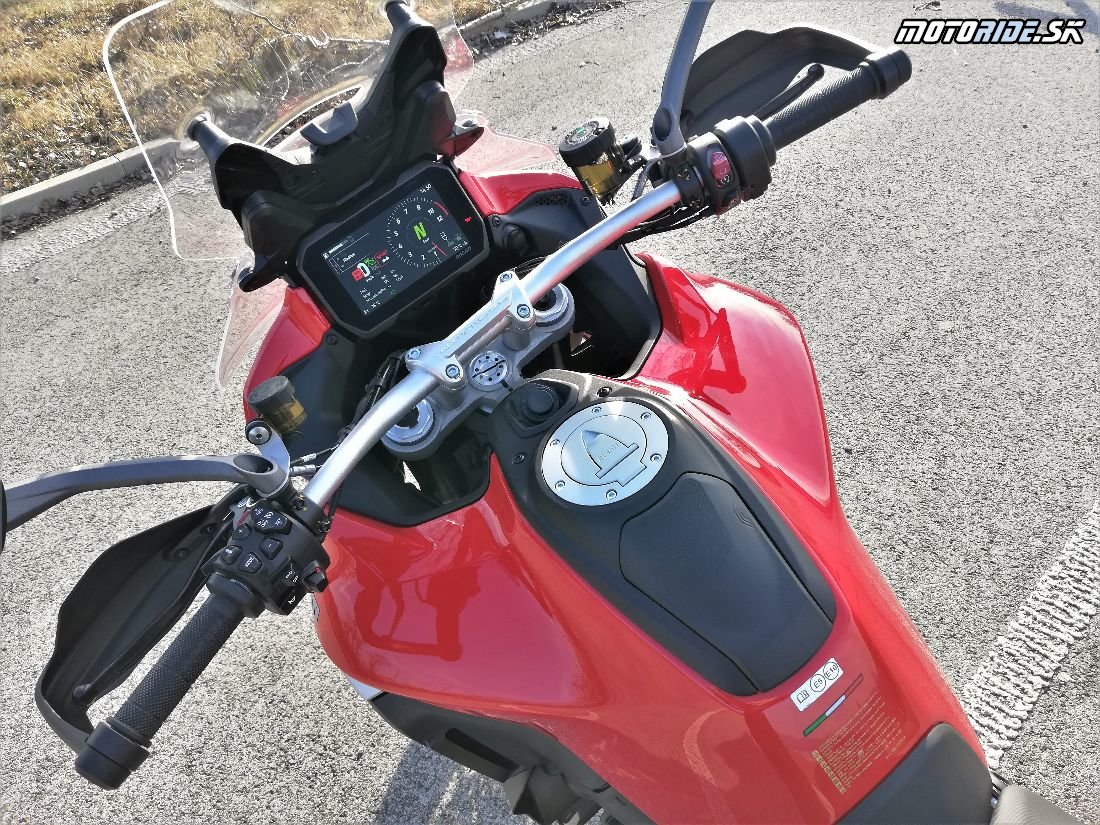 Ako prví na Slovensku sme vyskúšali prelomovú Ducati Multistrada V4 S s radarom