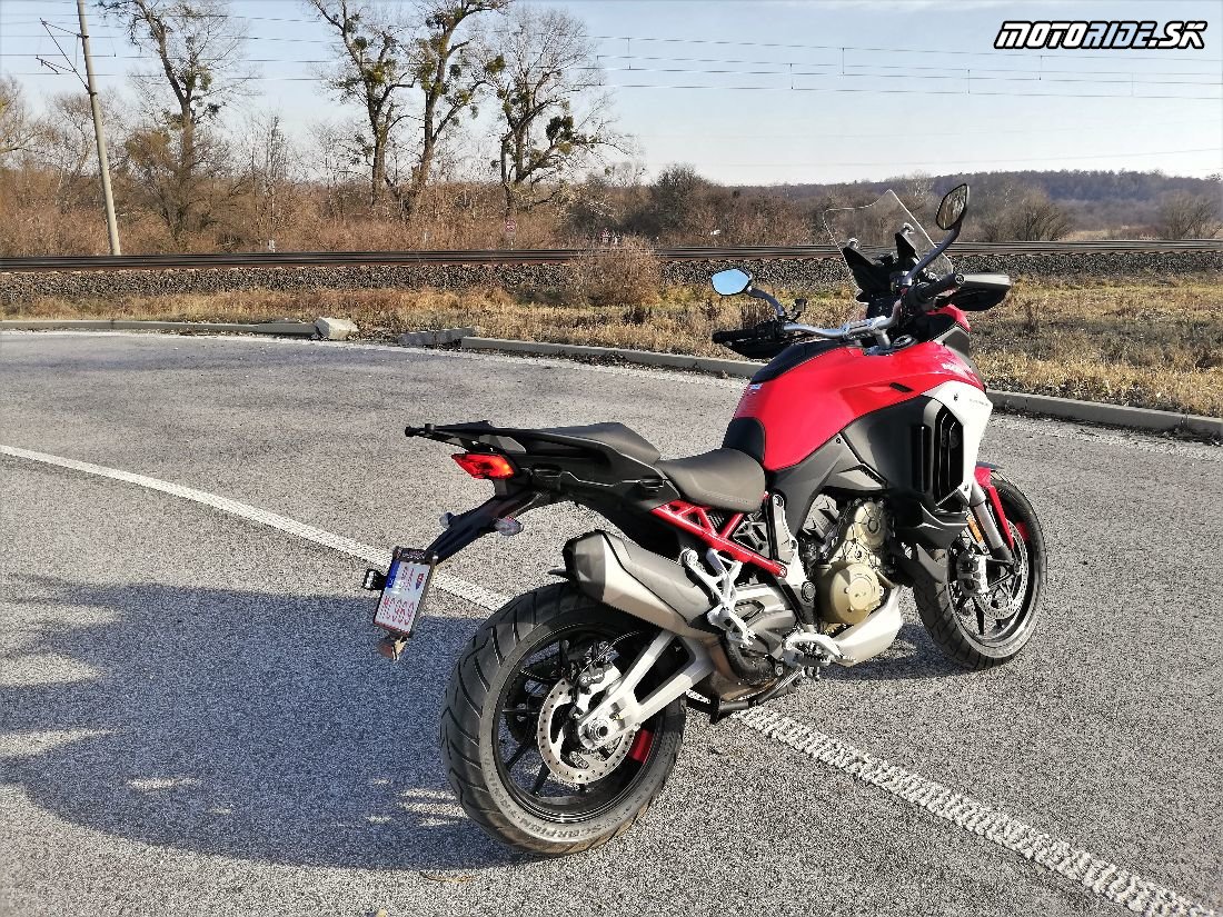 Ako prví na Slovensku sme vyskúšali prelomovú Ducati Multistrada V4 S s radarom