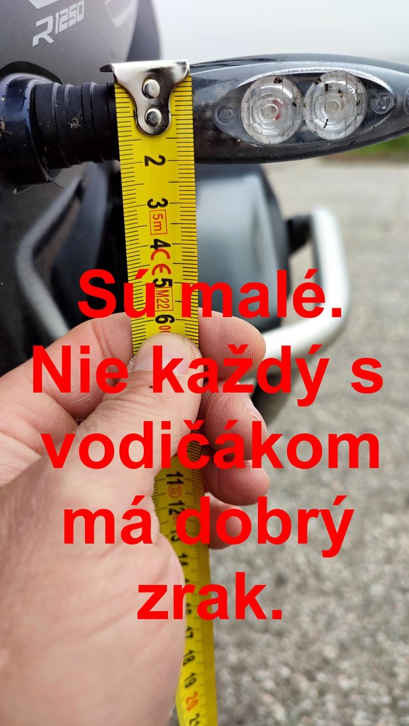 3.1. Podľa mňa sú úzke.