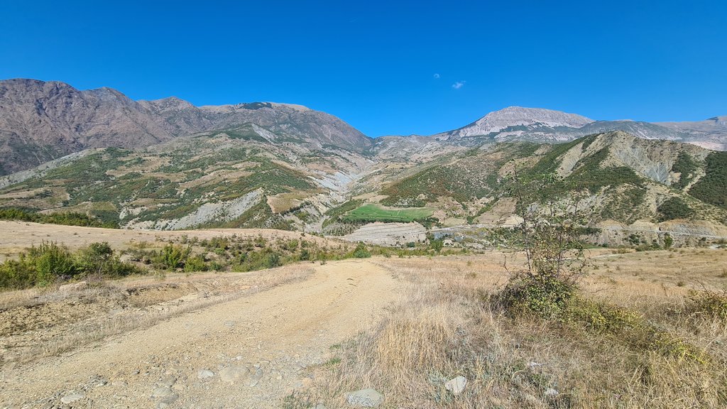 Moglicë - Bardhas, Albánsko 1