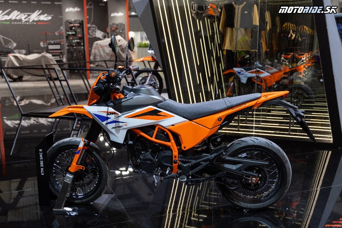 KTM 390 SMC R 2025 