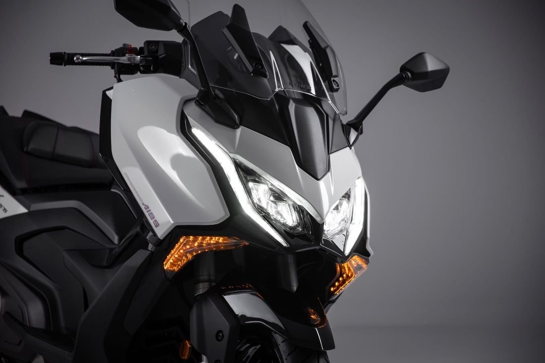 Kymco AK 575 Premium 2025 