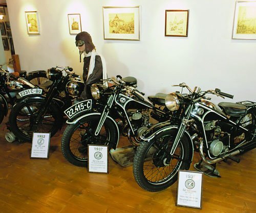 Múzeum historických motocyklú III