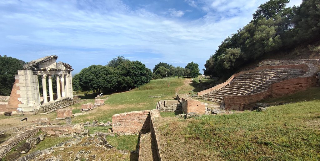 5.4.Fier, archeologický park Apollonia.