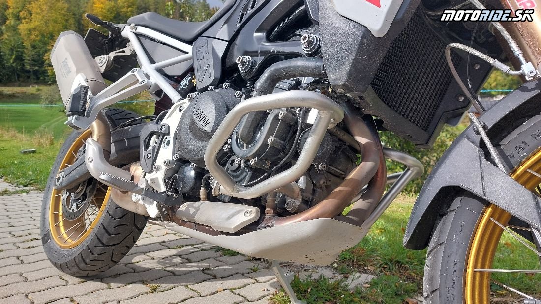 BMW F 900 GS - Alpská porovnávačka 2024