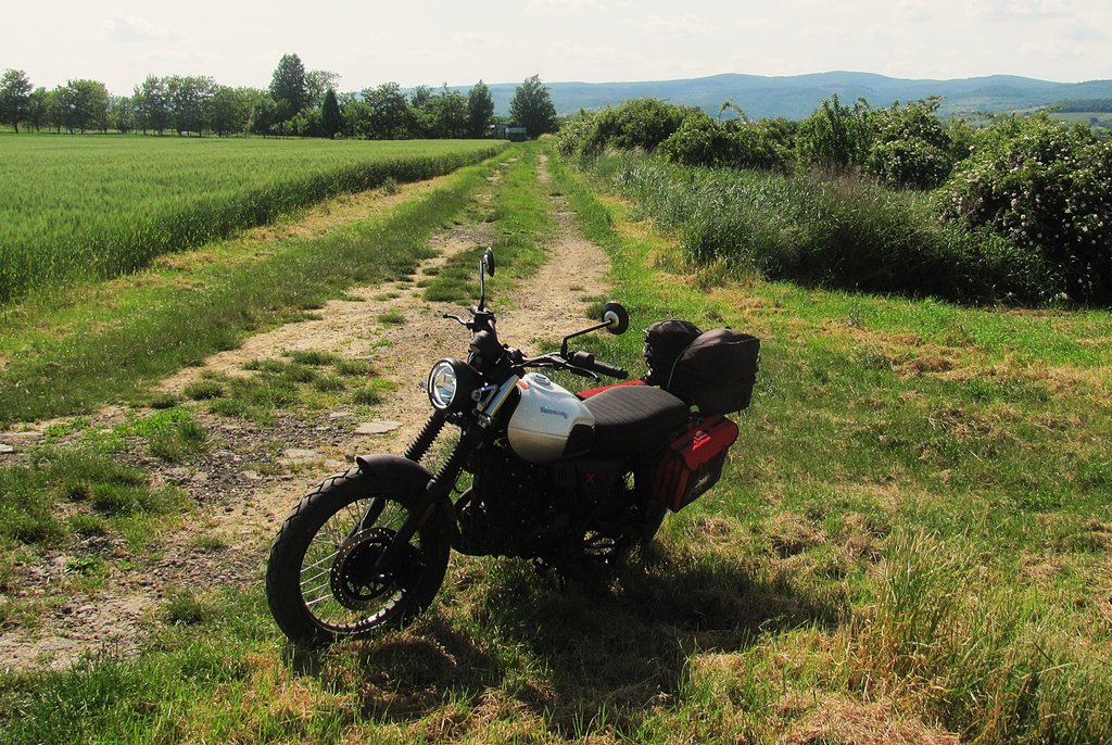 dnes je z nej len kúsok a koľajníc už tam niet