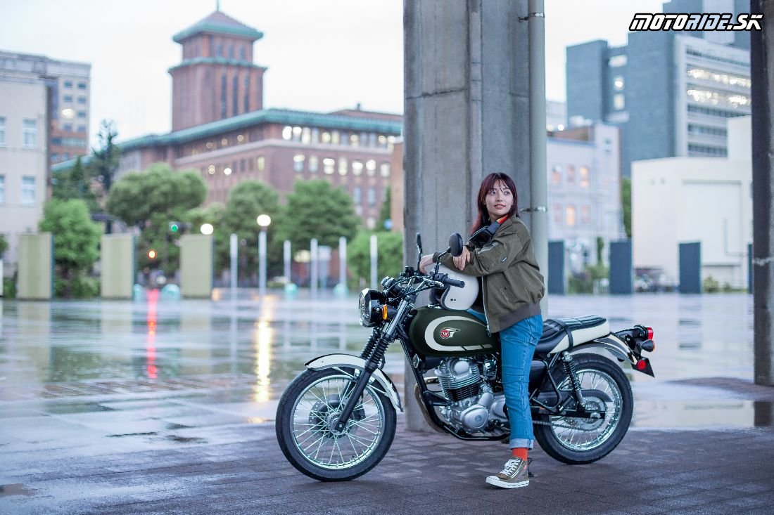 Kawasaki pre rok 2026 - inovovaný Versys 650 a rad W