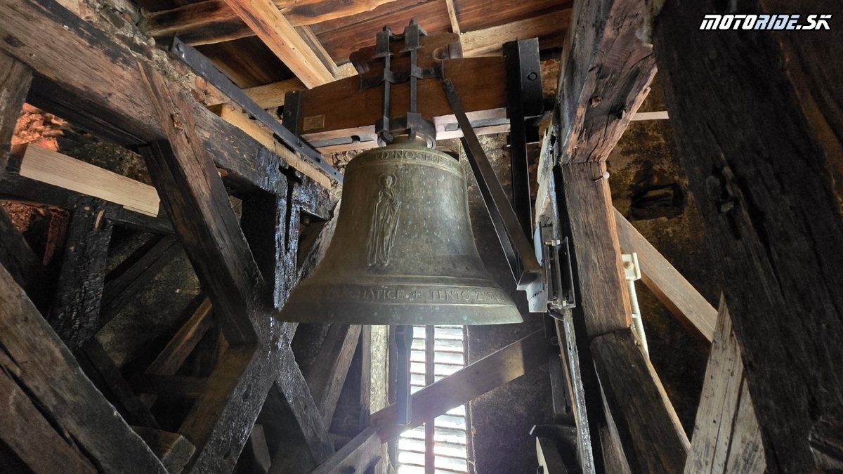 Zvon sv. Jakub z roku 1521 od majstra Bartolomeja - Prachatice - výhľad z veže kostola  - Bod záujmu