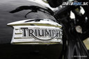 Triumph bonneville T100