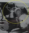 Detail na karburátor motora Jawa 359