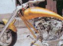 <B>Penz SP-14 Performance</B><BR>
Motocykel na ktorom mal v auguste 2001 nehodu <B>Herman Maier</B>, známy Rakúzky lyžiar.<BR>
Nehodu nezavinil...<BR>