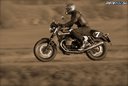 Moto Guzzi V7 Racer