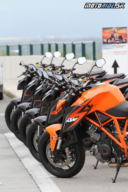 KTM 1290 Super Duke R 2014