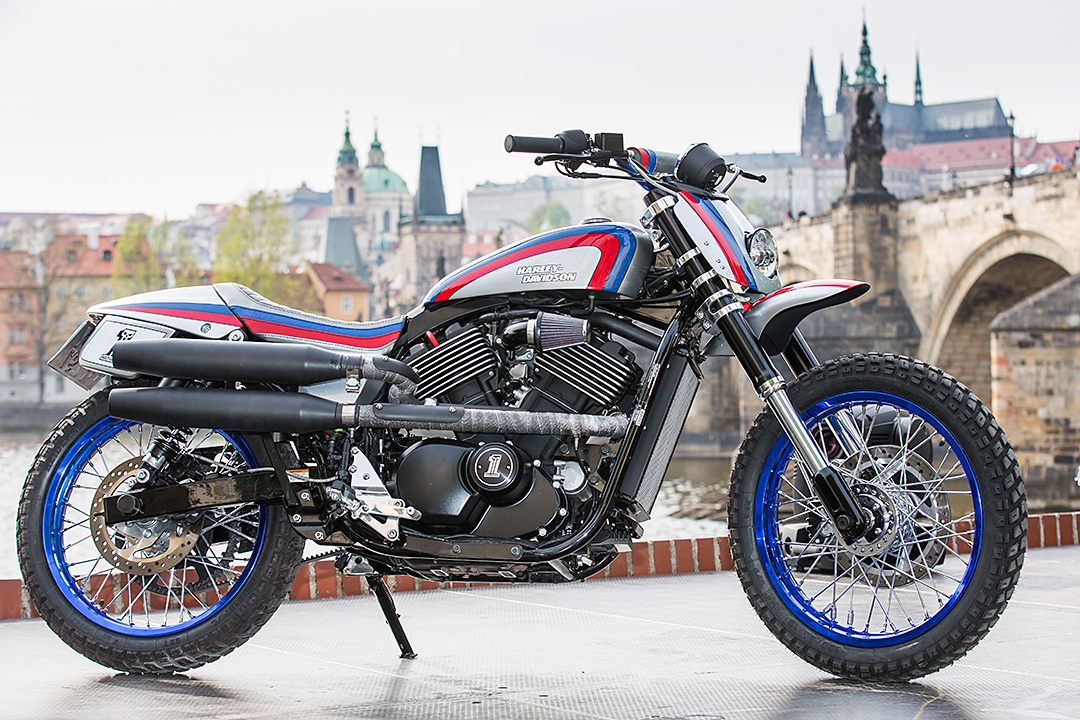 Harley-Davidson Dark Custom Party 2015 - Budapest