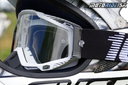 MX okuliare 100% Racecraft - Vďaka vysunutým vzperám popruhov perfektne sadnú do prilby