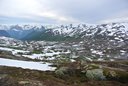 Nórsko 2015 - Túra na Trolltunga, schválne koľko chatiek narátate na obrázku?