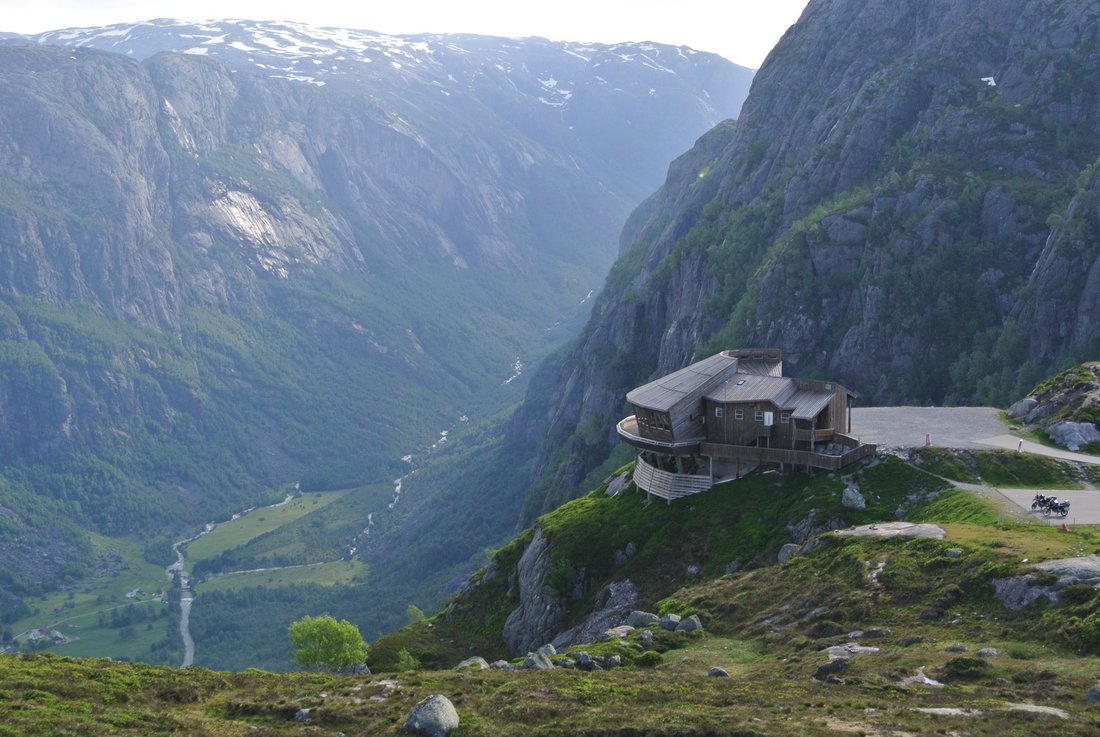Nórsko 2015 - Takto začína pešia túra na Kjeragbolten