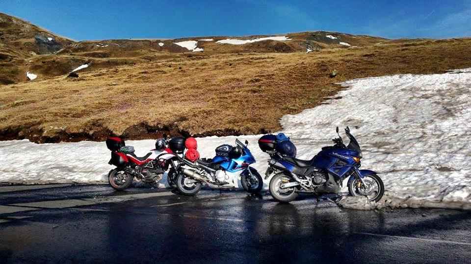 Transalpina - ešte stále sneh