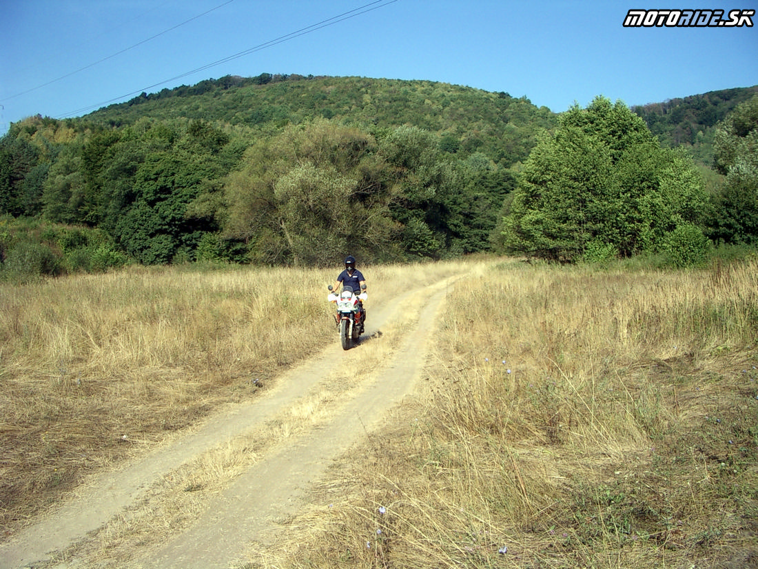 Odjazd na presun - Pozvánka: Jesenná Motoride XL Enduro Rally 2015 - Slanské vrchy