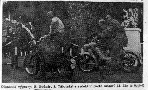  Účastníci Veľkej cesty na malých motocykloch Pionier550
