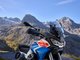 Moto Guzzi Stelvio Duecento Tribute 2025 oslavuje 200 rokov priesmyku Stelvio