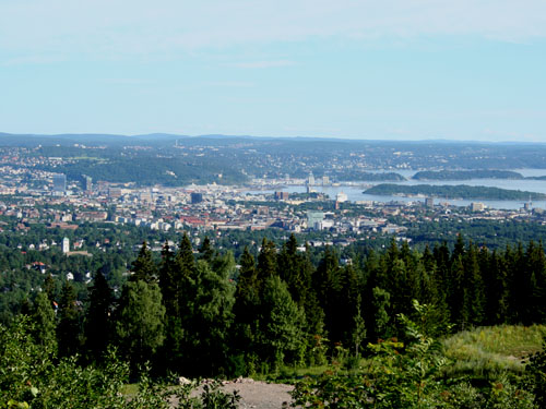  Oslo z Holmenkollenu
