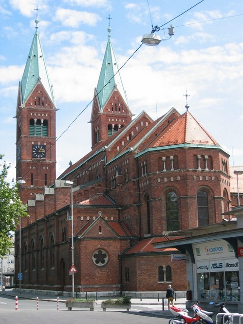  Mariborská Frančiškánska cerkev