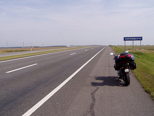  Cesta Brest - Minsk 350 km žehliacej dosky.