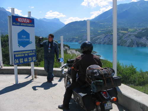  Obchádzka okolo jazera