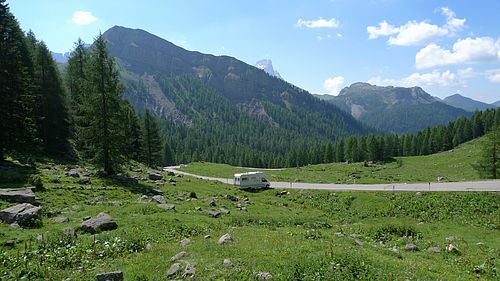  Stúpanie na Passo Valles