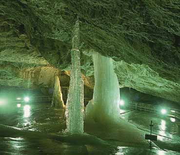  Dobšinská ľadová jaskyňa
