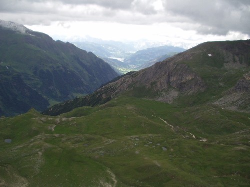  Pohľad z výšky 2571 m.n.m. smerom na Zell am See