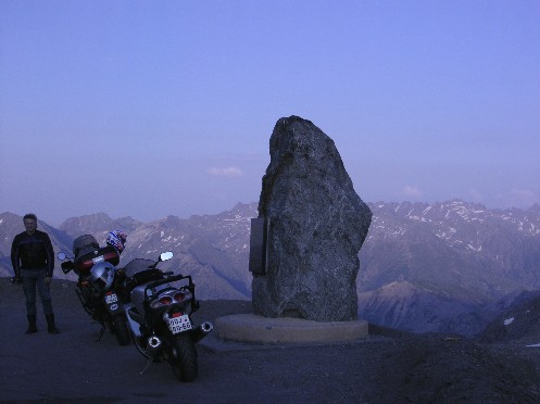  Vrcholová kóta Col de la Bonette